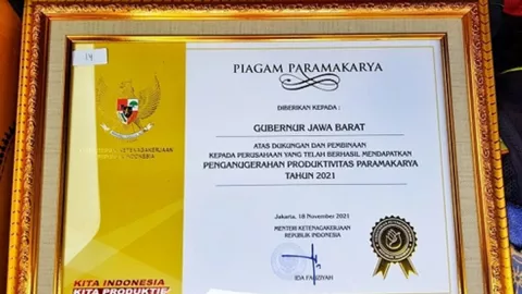 Gubernur Jawa Barat Raih Piagam Paramakarya - GenPI.co JABAR