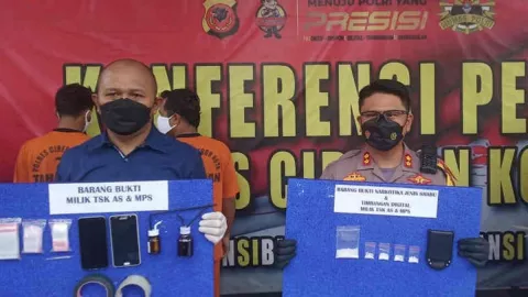 Lagi Transaksi Narkoba, Pengedar Asal Cirebon Malah Tertangkap - GenPI.co JABAR