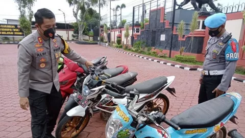 Polres Karawang Sita Puluhan Sepeda Motor Hasil Curian - GenPI.co JABAR