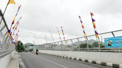 Resmikan Jembatan Leuwigajah, Ridwan Kamil: Permudah Akses Warga - GenPI.co JABAR
