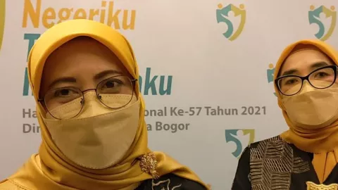 Dinkes Kota Bogor Sasar 112.349 Lansia-Petugas Divaksin Penguat - GenPI.co JABAR
