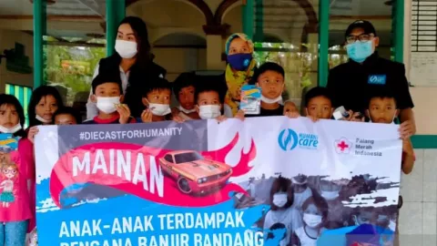 Anak-anak Korban Banjir di Kota Sukabumi Pasti Happy, Sebabnya - GenPI.co JABAR