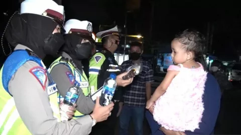 Kapolres Bogor Bantah Kabar Warga Meninggal saat Macet di Puncak - GenPI.co JABAR