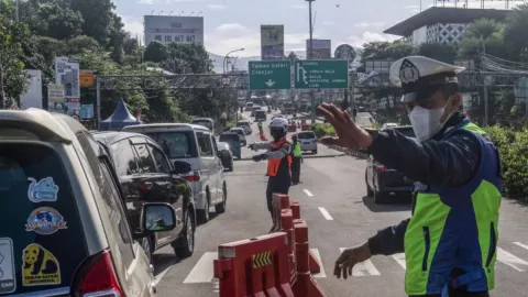Polres Bogor Antisipasi Lonjakan Wisatawan di Puncak - GenPI.co JABAR