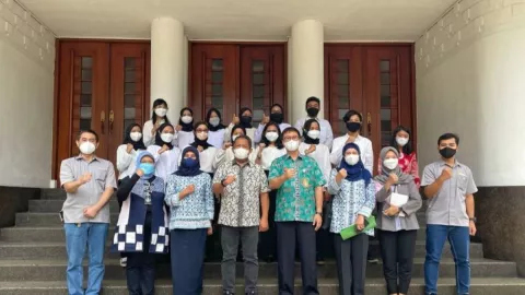 13 Perawat dikirimkan Kota Bandung ke Jepang, Gajinya WOW - GenPI.co JABAR