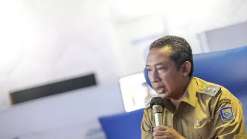 Plt Wali Kota Bandung Siap Ikuti Arahan Jokowi soal Belanja APBD - GenPI.co JABAR