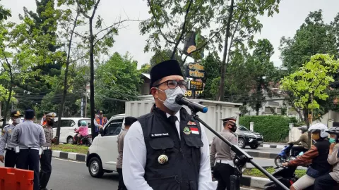 Ridwan Kamil Beri Kabar Gembira Kereta Cepat Jakarta-Bandung - GenPI.co JABAR