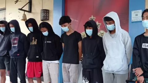 Polisi Tangkap 8 Remaja yang Lakukan Perang Petasan - GenPI.co JABAR