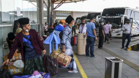 Jadwal dan Harga Tiket Bus Bogor-Surabaya Pekan Depan - GenPI.co JABAR