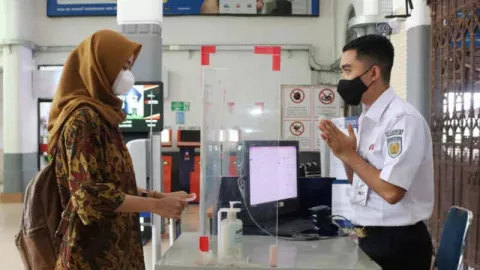 Tiket KA Tanggal Favorit di Daop 3 Cirebon Terjual 94 Persen - GenPI.co JABAR