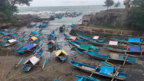 Nelayan di Cianjur Minta Dibuatkan SPBU Khusus Kepada Pemerintah - GenPI.co JABAR