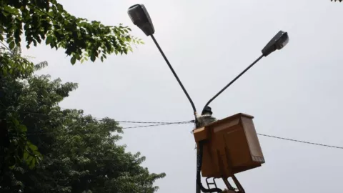 Dishub akan Perbaiki Lampu PJU yang Padam di Jalur Mudik Karawang - GenPI.co JABAR