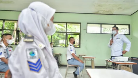 Gubernur Jabar Ridwan Kamil Sebut Program Omaba diapresiasi Dunia - GenPI.co JABAR