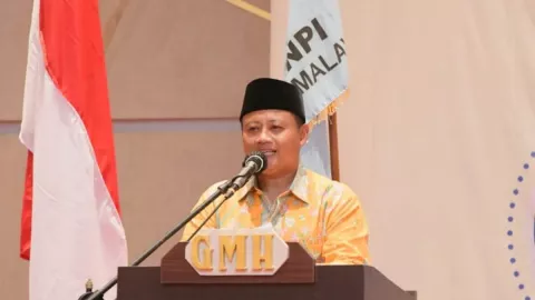 Ridwan Kamil Cuti, Wagub Jabar Minta Masyarakat Tenang - GenPI.co JABAR