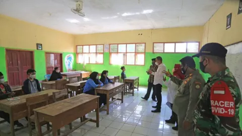 Siswa di Kota Bogor Masih Wajib Pakai Masker di Sekolah - GenPI.co JABAR