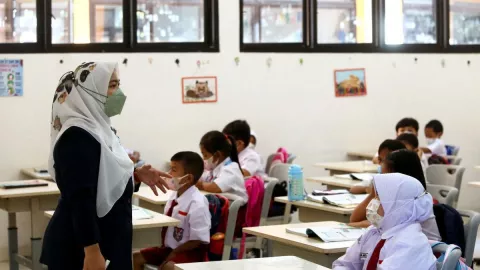 Disdik Kota Bandung Imbau Masker dipakai di Lingkungan Sekolah - GenPI.co JABAR