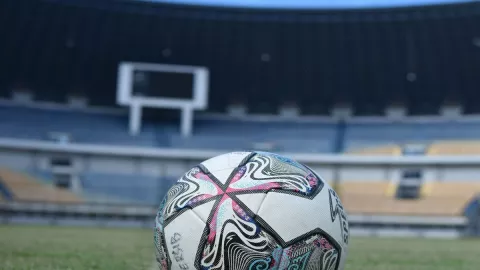 Stadion Tempat Laga Persib vs Persija Belum Ada Titik Terang - GenPI.co JABAR