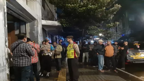 Polisi Cari Pemilik Bahan Peledak di Jalan Asia Afrika, Bandung - GenPI.co JABAR