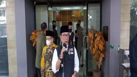 Ridwan Kamil Jadi Pemimpin Calon Haji asal Jawa Barat - GenPI.co JABAR