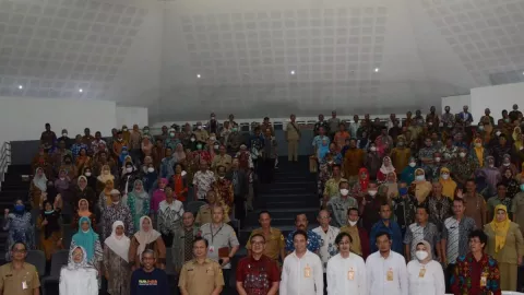 Ribuan ASN di Kabupaten Bogor Pensiun Pada 2023, Kok Bisa? - GenPI.co JABAR