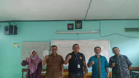 Saber Pungli Sukabumi: Praktik Pungli Memberatkan Masyarakat - GenPI.co JABAR