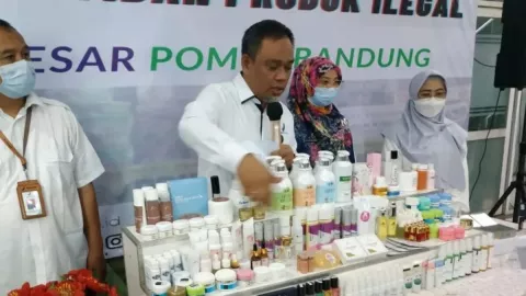 Waspada, BPOM Bandung Baru Mengamankan Ribuan Kosmetik Ilegal - GenPI.co JABAR