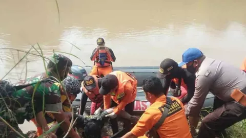 Seorang Youtuber Tewas Tenggelam di Sungai Saat Membuat Konten - GenPI.co JABAR