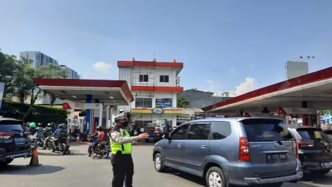 BLT BBM Mulai disalurkan, Warga Jawa Barat Bisa Cek Namanya di Sini - GenPI.co JABAR