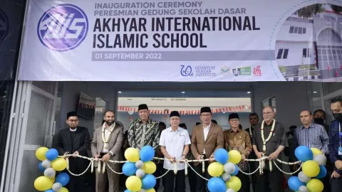 Ridwan Kamil Apresiasi Peran Sekolah Swasta Dalam Membangun Peradaban - GenPI.co JABAR