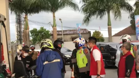 Sejumlah SPBU di Sukabumi Dijaga Polisi Usai Kenaikan BBM - GenPI.co JABAR