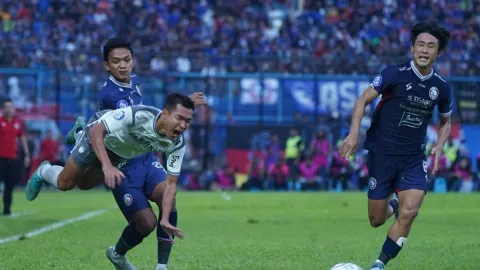 Laga Persib vs Arema FC Tanpa Penonton, Manajemen Beri Imbauan kepada Bobotoh - GenPI.co JABAR