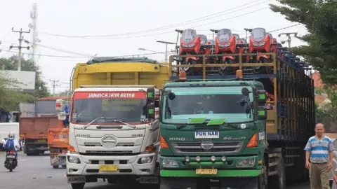 Dishub Jabar Batasi Angkutan Barang Melintas Selama Nataru - GenPI.co JABAR