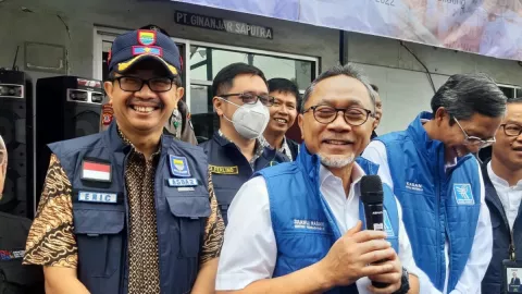Sidak ke Pasar Gedebage, Mendag Zulkifli Hasan Bikin Tenang Warga Bandung - GenPI.co JABAR