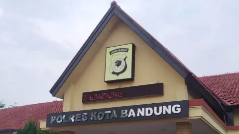 Viral Video Mengintip Pakaian Dalam di Bandung Meresahkan, Polisi Turun Tangan - GenPI.co JABAR