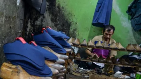 Perajin Sepatu Cibaduyut Bisa Tersenyum, Pemprov Jabar Siapkan Strategi Jitu - GenPI.co JABAR