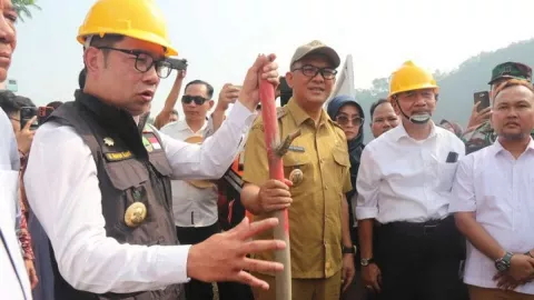 Ridwan Kamil Bawa Kabar Terbaru Jalan Khusus Tambang di Bogor, Harap Bersabar - GenPI.co JABAR