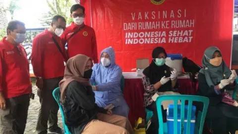 BIN Jemput Bola Vaksinasi di Temanggung, 4.500 Dosis Disiapkan - GenPI.co JATENG