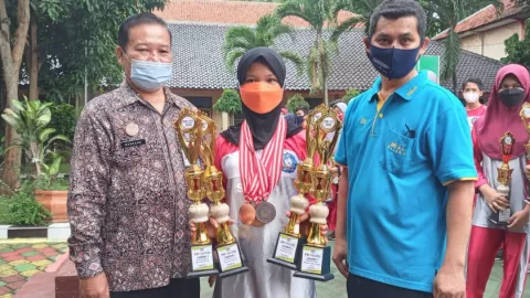 Keren, SMPN 3 Batang 7 Kali Juara Popda Batang - GenPI.co JATENG