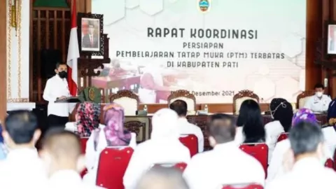 Kabar Baik, Pati Bakal Gelar PTM pada Januari 2022 - GenPI.co JATENG