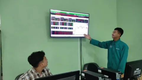 Top! Investor Pasar Modal di Solo Raya Tembus Angka 216.660 - GenPI.co JATENG