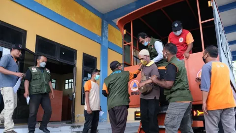Antisipasi Erupsi Merapi, Personel BPBD Klaten Berlatih di Selter - GenPI.co JATENG