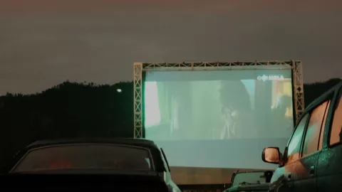 Yuk, ke Junkyard Avenue Borobudur, Sensasi Nonton Film dari Mobil - GenPI.co JATENG