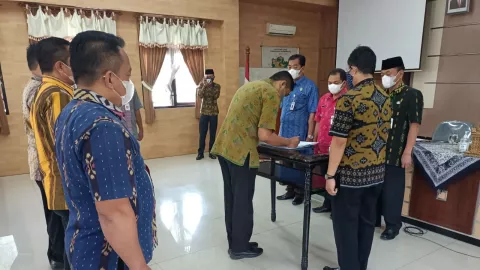 Ingat! Pejabat Pemkab Semarang Dilarang Membuat Perdin Fiktif - GenPI.co JATENG
