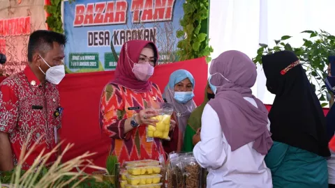 Jos! Antisipasi Tengkulak, Sukoharjo Bikin Bazar Produk Tani - GenPI.co JATENG