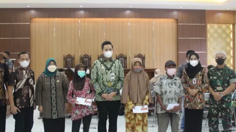 Penerima Bantuan Disebut Itu-Itu Saja, Data Dinsos Diperbaiki - GenPI.co JATENG