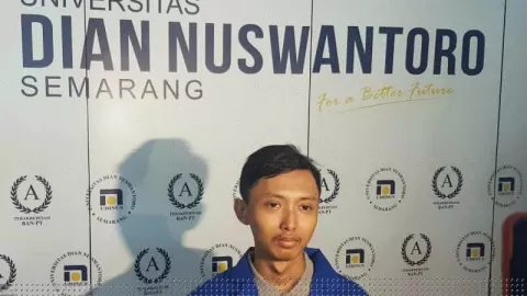 Modal Swafoto Ghozali Raup Rp 1,5 M, Cita-Citanya Bikin Kagum - GenPI.co JATENG