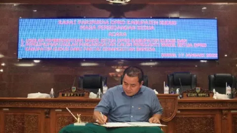 PAW Wakil Ketua DPRD Kudus: Mukhasiron Gantikan Ilwani - GenPI.co JATENG