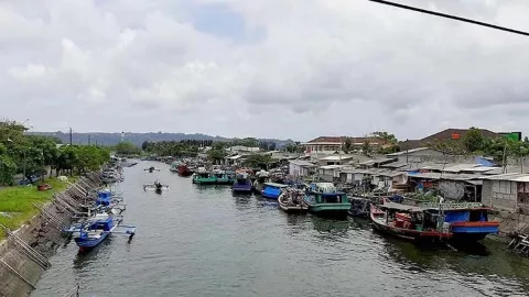 Nelayan Tak Melaut 2 Bulan, Volume Lelang Ikan di Cilacap Menurun - GenPI.co JATENG
