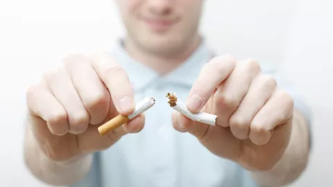 Berhenti Merokok Jadi Mudah, Ikuti Tips Berikut Ini - GenPI.co JATENG