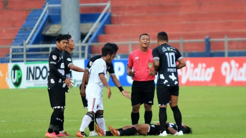 Persebi Boyolali Kalah dari Serpong City FC, Pelatih Tuding Wasit - GenPI.co JATENG